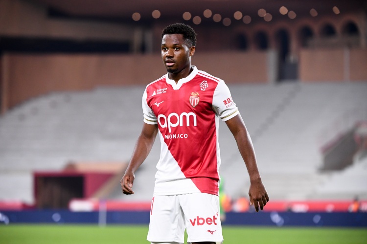 开云体育官网-每体：法蒂最近状态下滑且遭遇伤病，他在摩纳哥陷入困境之中