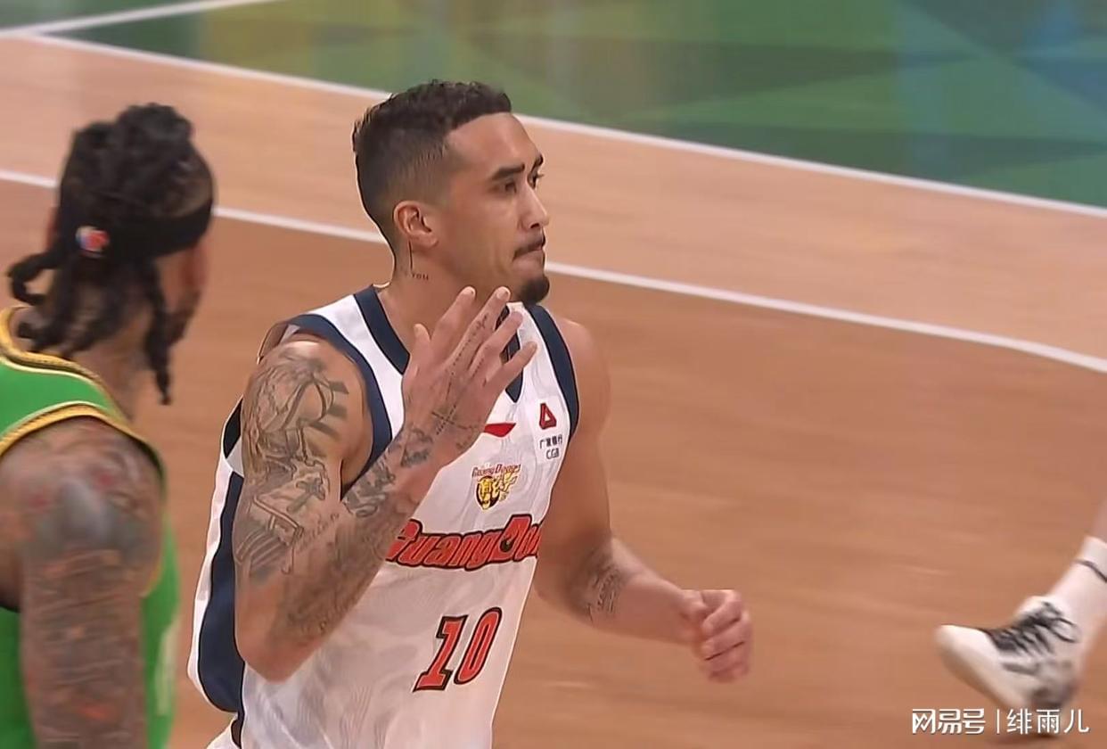 开云体育网址-打上海队复出？麦考尔正式满血复活，保送广东队躺进总决赛！